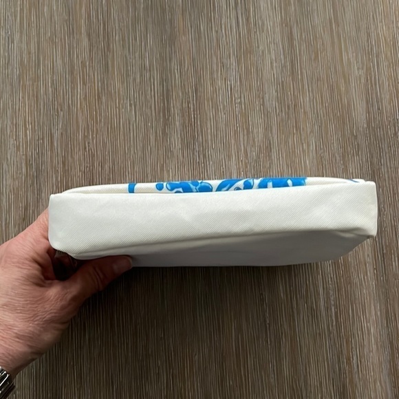 Klm travel bag first class amenities toiletries kit - Picture 4 of 9